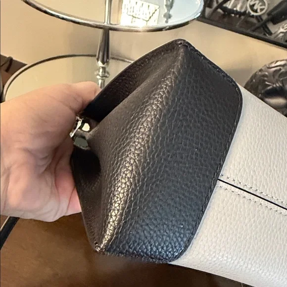 Michael Kors Mercer Crossbody Lather Gray Bag - Picture 6 of 13